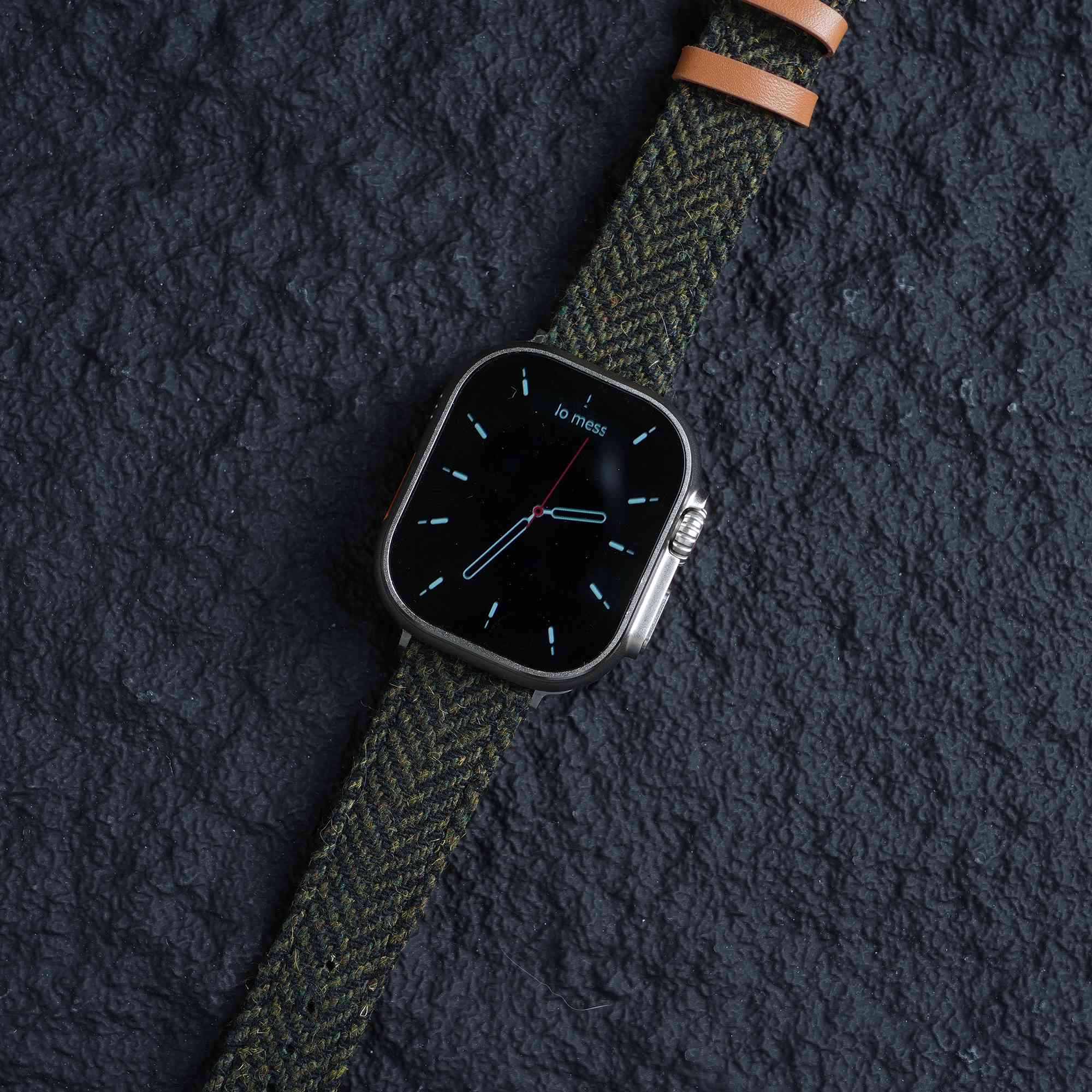 Apple HARRIS TWEED® Army Green Herringbone Watch Band