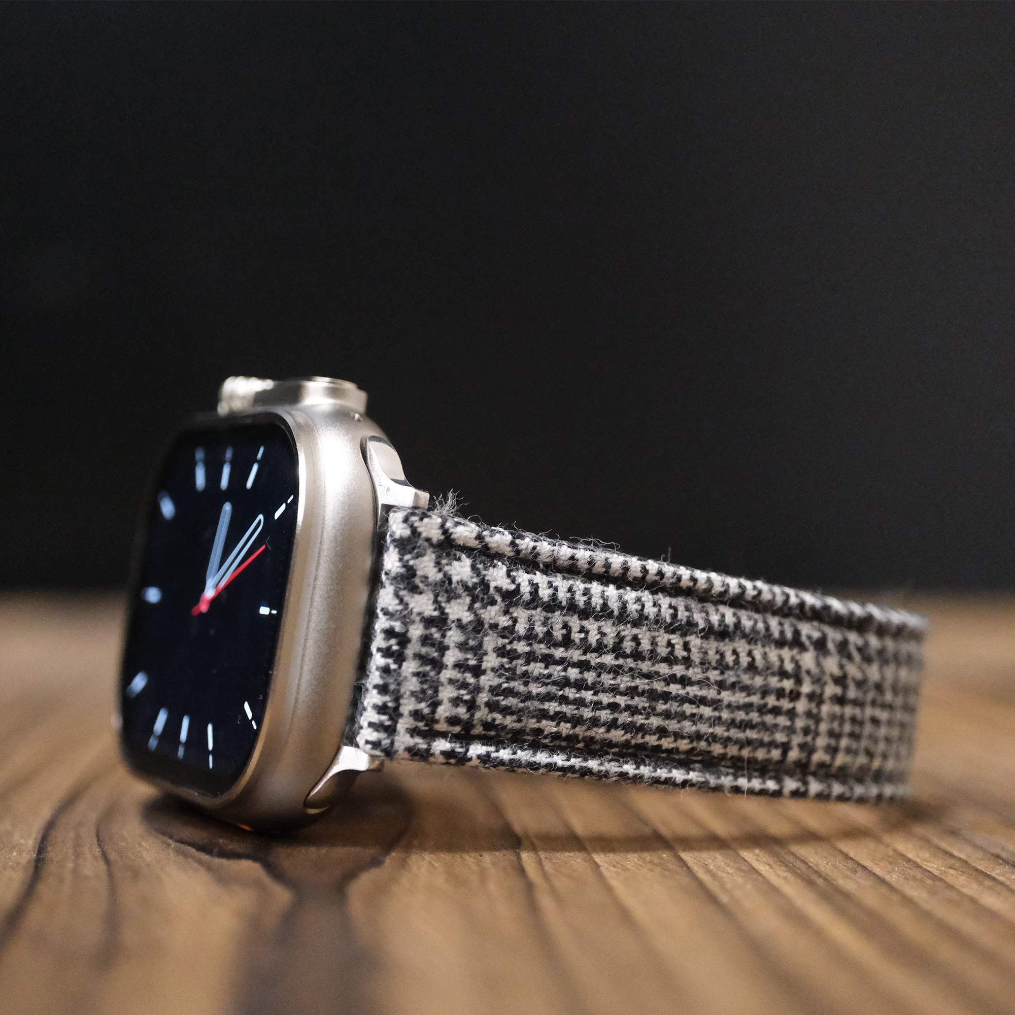 Apple Black and White Prince Plaid Watch Band