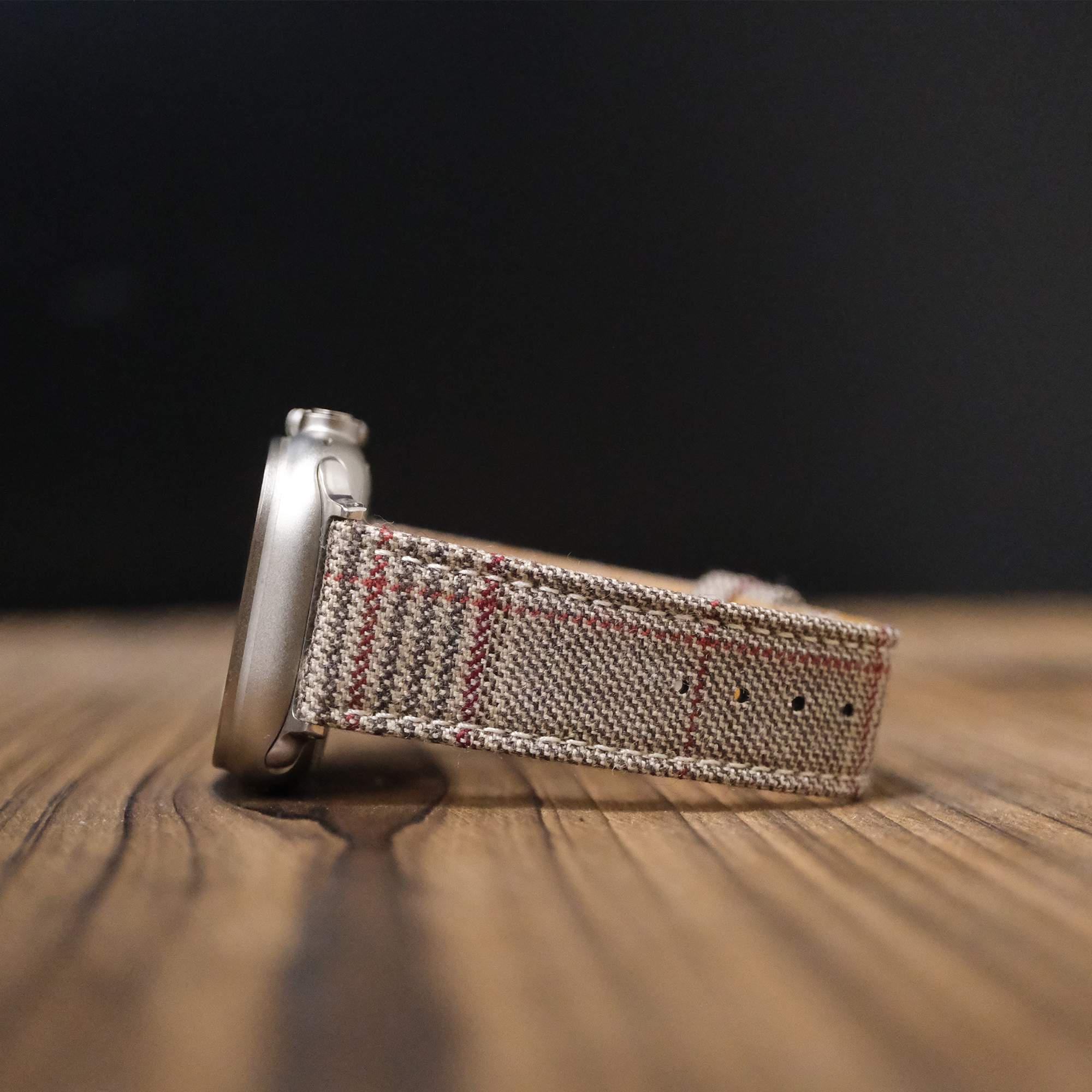Apple Beige & Red British Royal I Watch Band