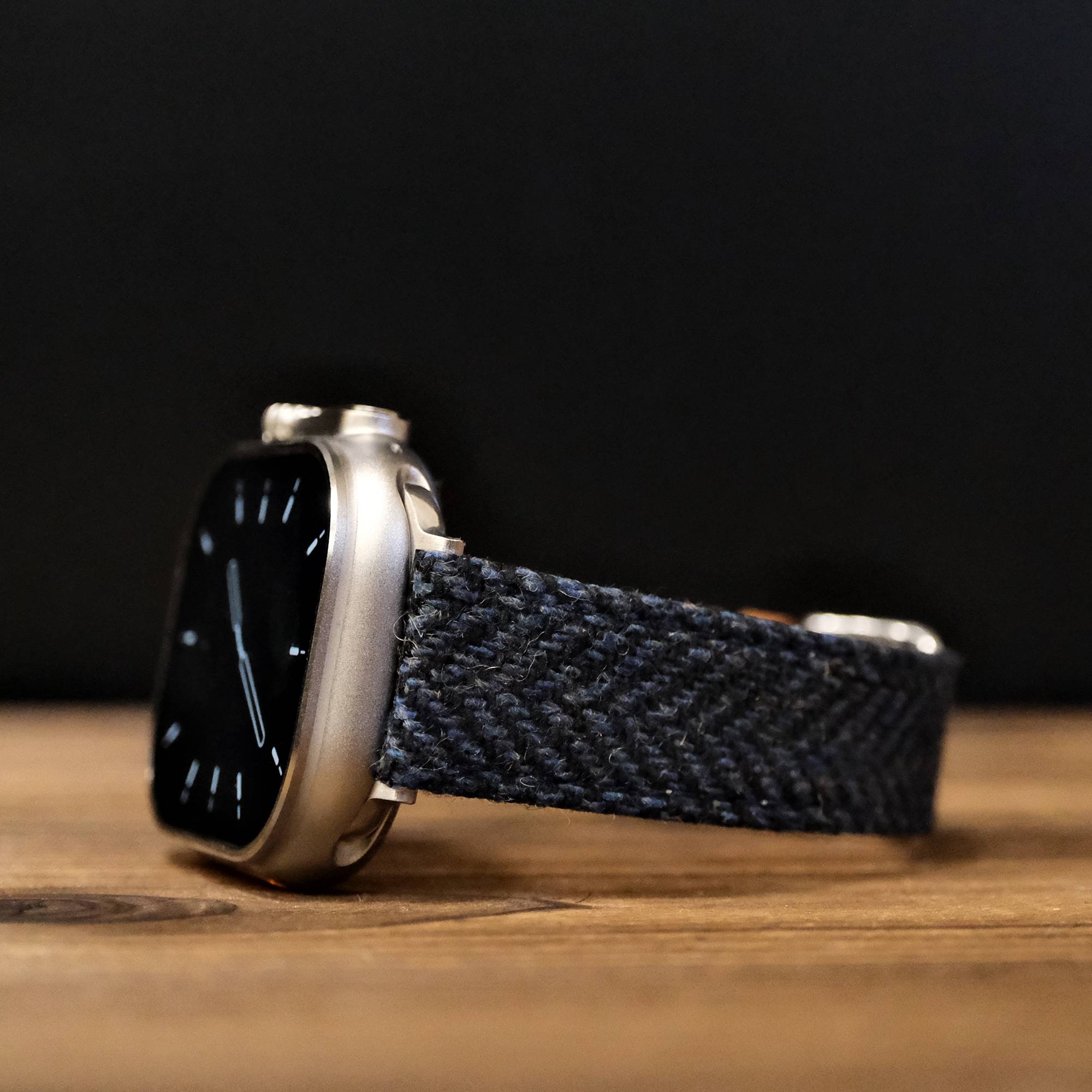 Apple HARRIS TWEED® Dark Blue Herringbone Watch Band