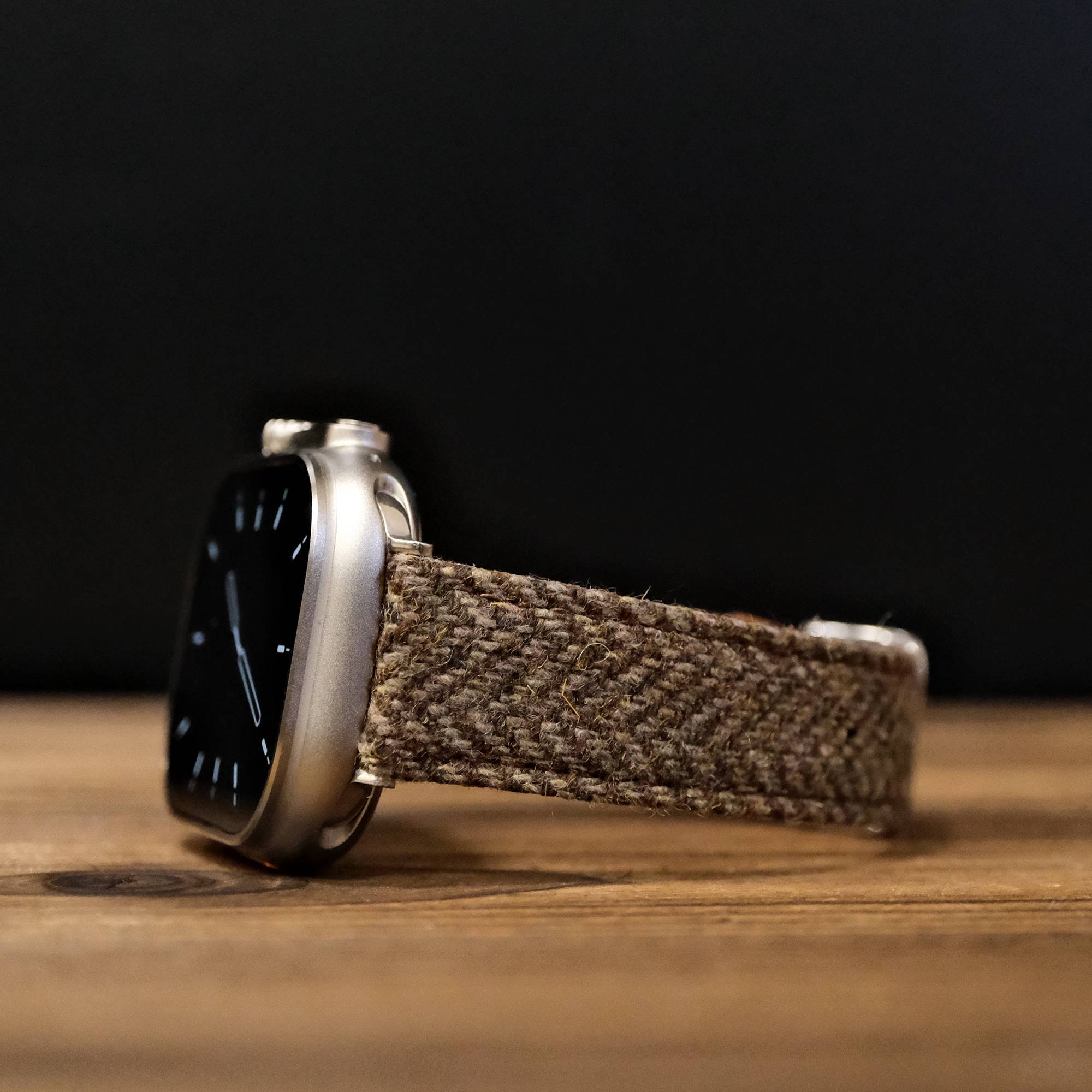 Apple HARRIS TWEED® Khaki Herringbone Watch Band