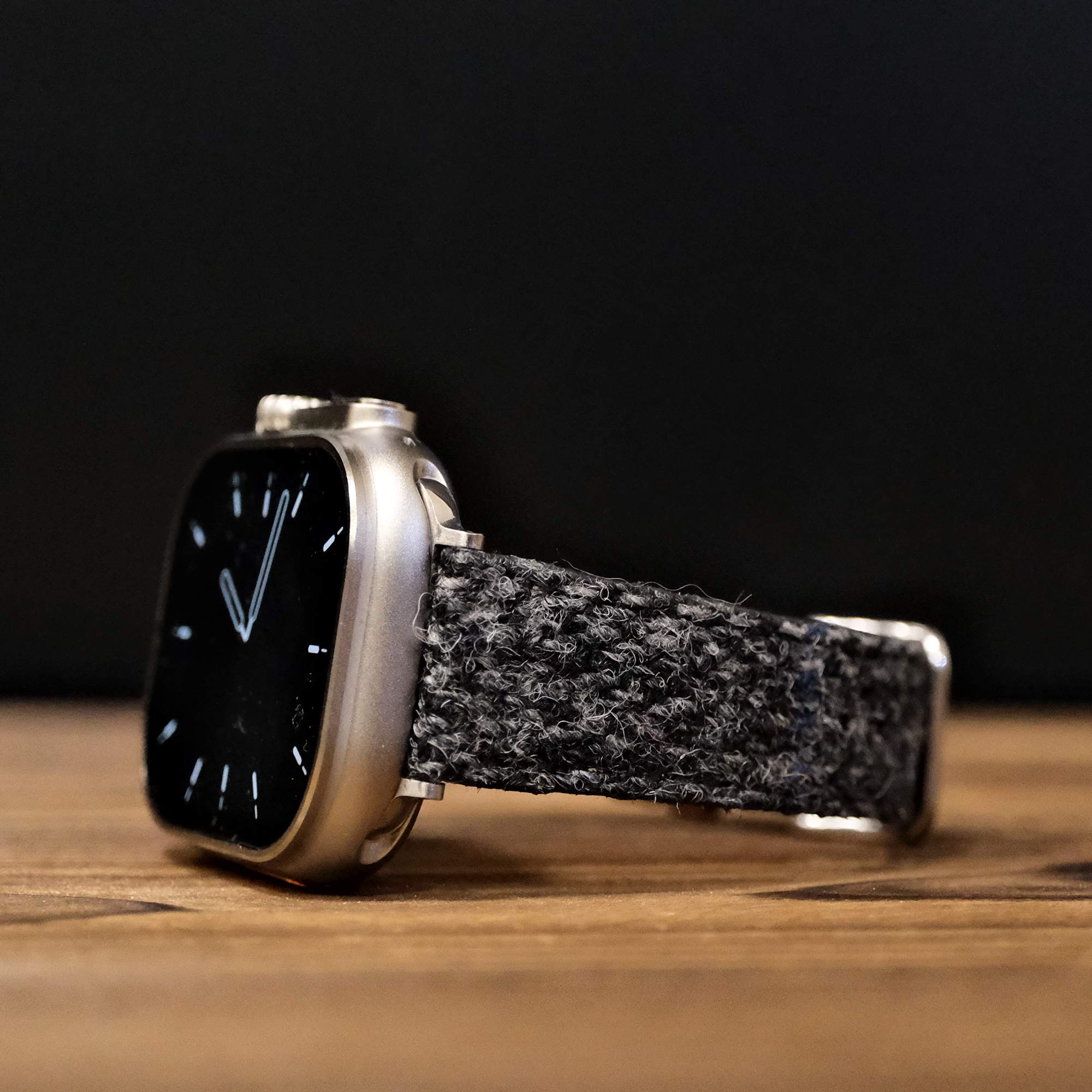 Apple HARRIS TWEED®  Style III Watch Band