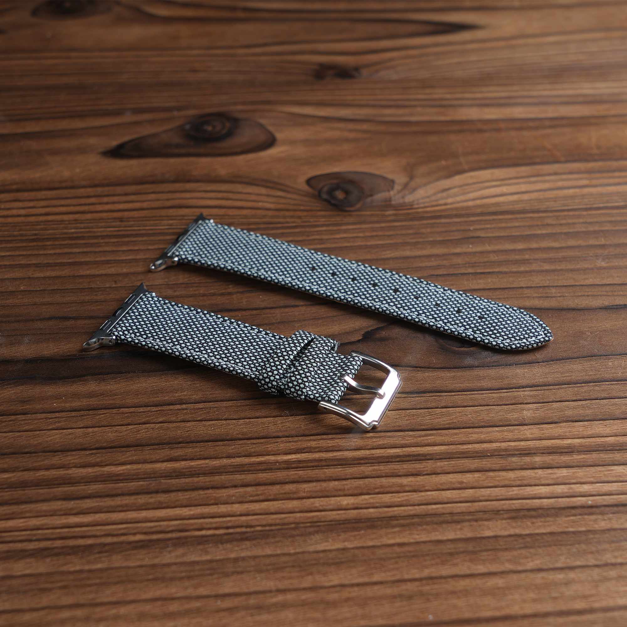 Apple Black & White Cambridge Birdseye Watch Band