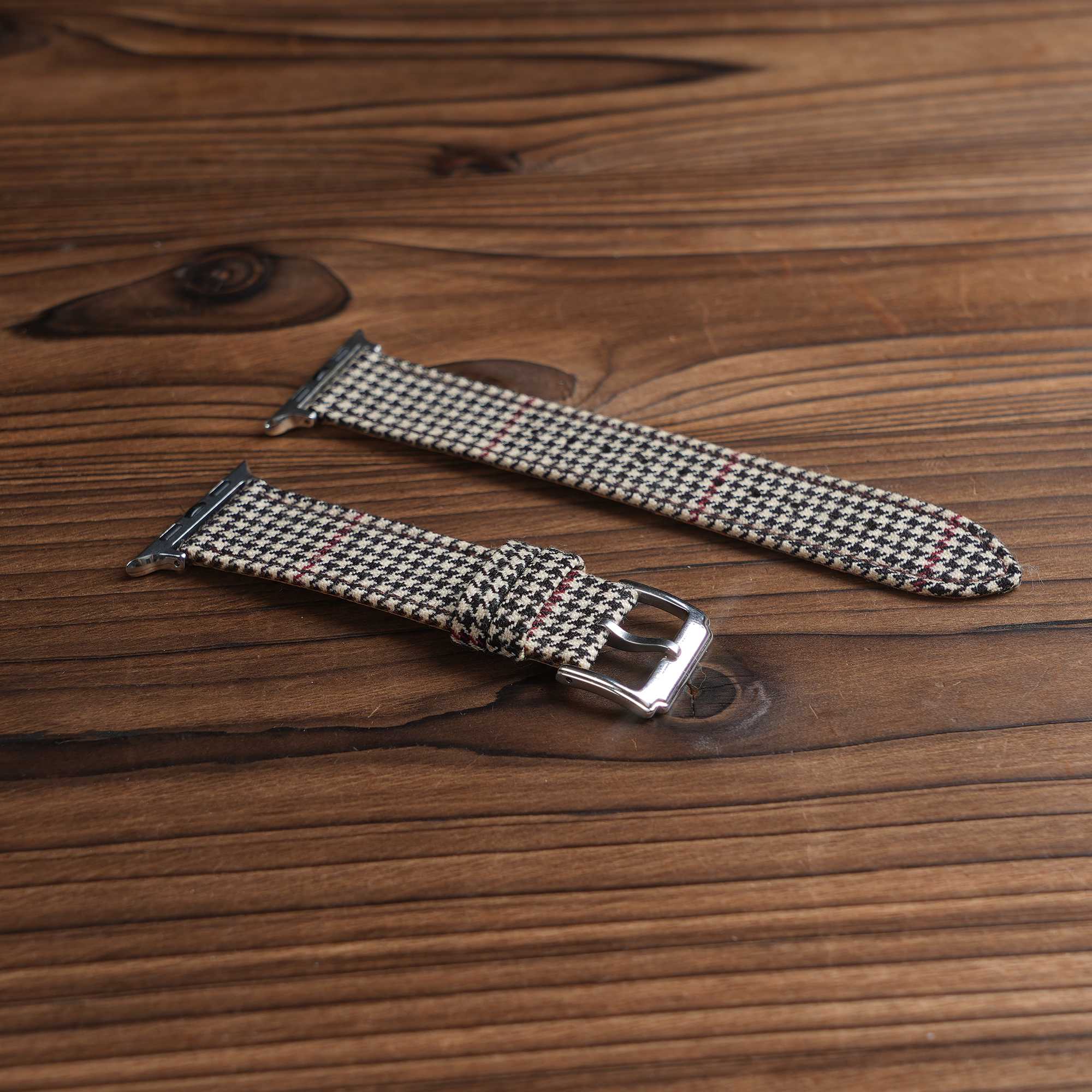 Apple Light Brown & Red Royal VV150 Houndstooth Watch Band