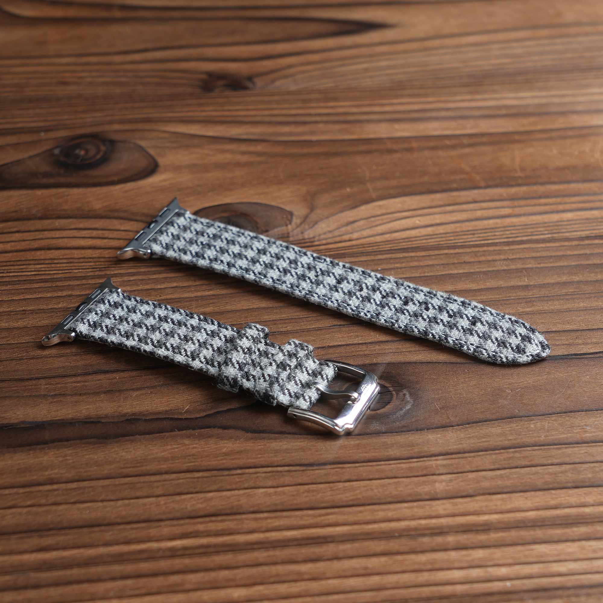 Apple Grey Crown Classic Houndstooth Watch Band